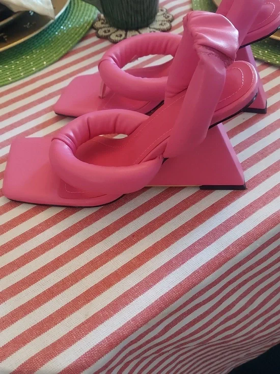 Women’s Padded Pink Square-Toe Heeled Sandals/ Jacqmeus Renasians Paris - Picture 5 of 9